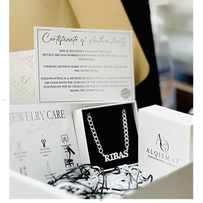 THICK CHAIN NAME Necklace