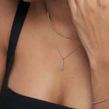 English Capital Vertical Name Necklace.