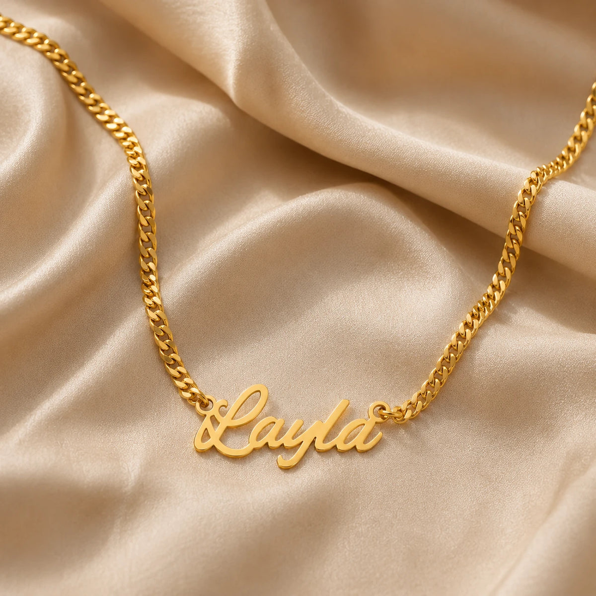 English Cursive Name Necklace With Thick Chain