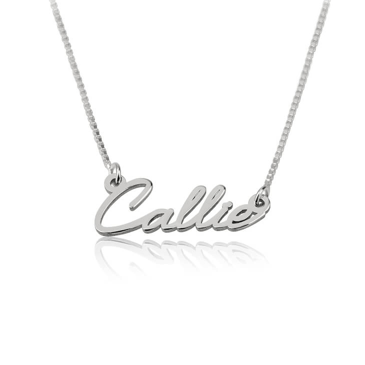 English Dainty Name Necklace