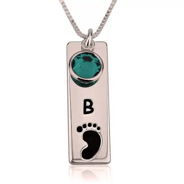 A pendant gift for new moms