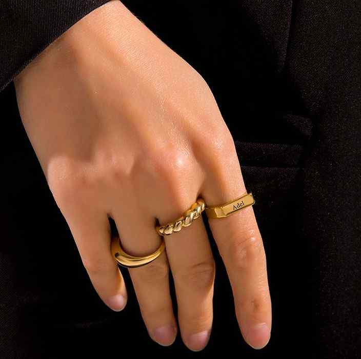 Bar Engraved Name Ring
