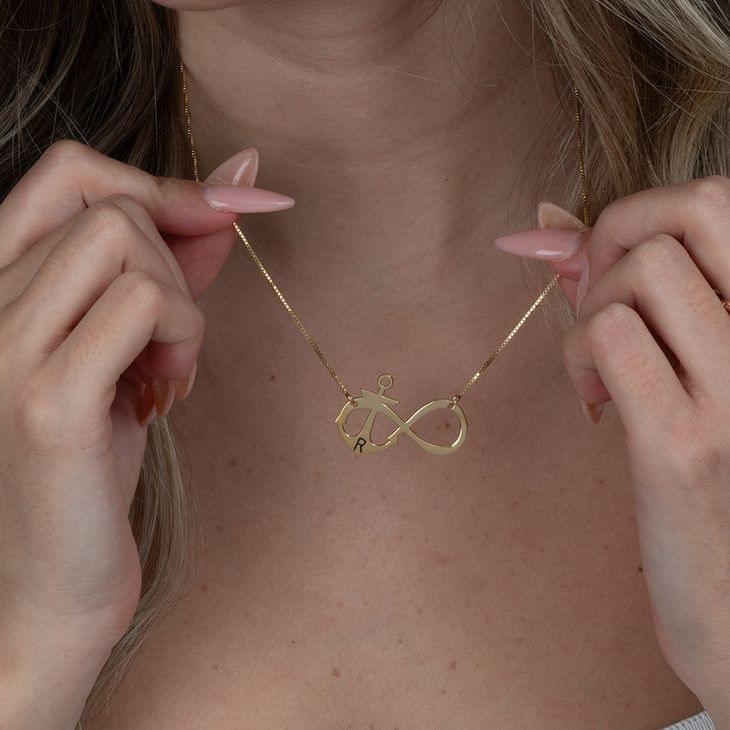 Gold necklace with an infinity symbol 
